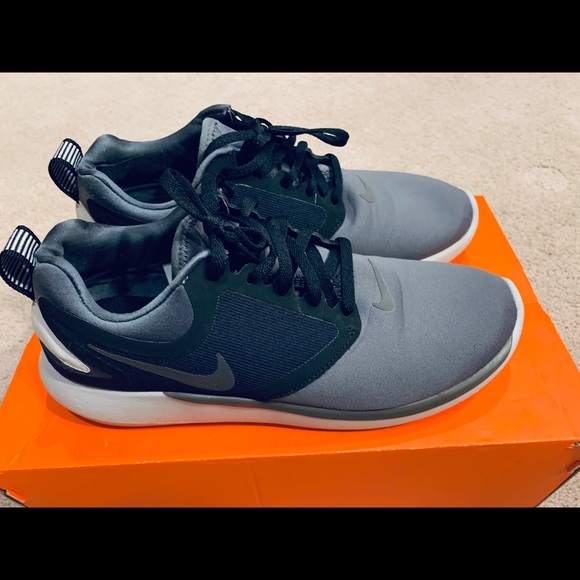 nike lunarsolo youth